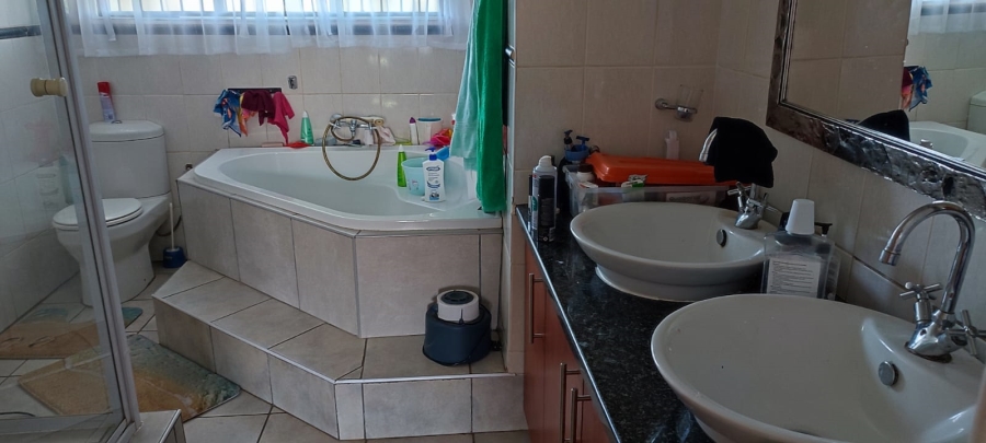 3 Bedroom Property for Sale in Spitskop SH Free State